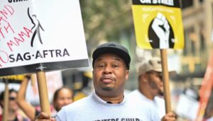 Jig Avoidance: Roy Wood Jr. Leaves ‘The Daily Show’ After 8 Yearsâ¨
