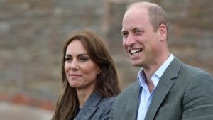 See Prince William, Kate Middleton and Their Three Kids in 2023 Christmas Card