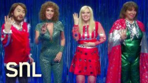 ‘SNL’: Kate McKinnon, Kristen Wiig, Maya Rudolph & Bowen Yang Star in ‘ABBA Christmas’ Commercial