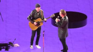 Watch U2 perform âChristmas (Baby Please Come Home)â live for first time in 36 years