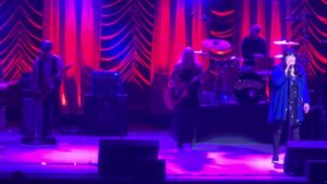 Heart return with first live gigs for over four years