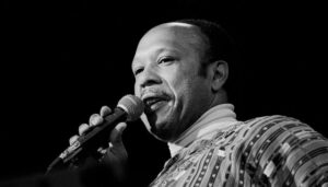 Jazz Legend Les McCann Sampled By Mobb Deep, Dr. Dre, Notorious B.I.G. & More Passes Away At 88