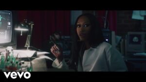 Muni Longâs âMade for Meâ Moves Into Top 10 on Hot R&B Songs Chart