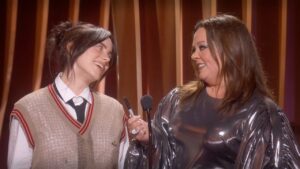 Billie Eilish Autographs Melissa McCarthyâs Face at 2024 SAG Awards: Watch