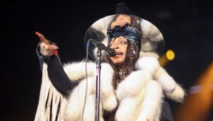 Erykah Badu Honored By DART With “Badu Bus” In Dallas