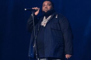 Rod Wave Mourns the Passing of His Longtime Manager Uncle Dee