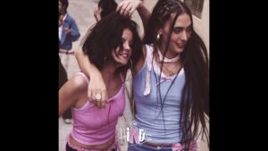 Hinds team up with Fontaines D.C.’s Grian Chatten for chilled new single ‘Stranger’
