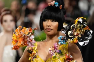 Nicki Minaj Drags Reporter For Claiming She Ducked Interview QuestionÂ 