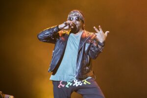 Q-Tip Chokes Up Remembering Phife Dawg As Tribe Is Inducted Into Rock & Roll Hall Of Fame