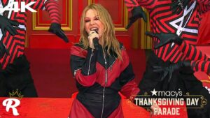 Watch Kylie Minogue perform at rainy Thanksgiving parade: “Iâm gonna go dry off”