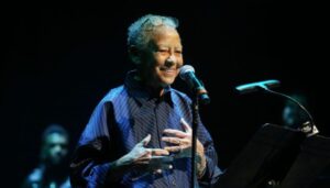 Nikki Giovanni, Famed Poet & Educator, Dies At 81 #NikkiGiovanni