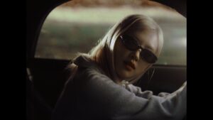 RosÃ© channels ‘Gilmore Girls’ in music video for ‘toxic till the end’