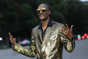 Snoop Dogg Surprises Daughter With $1M Wedding Gift