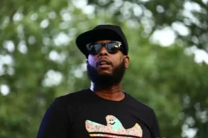 Talib Kweli Reveals the Truth About Amazon Christmas Ads