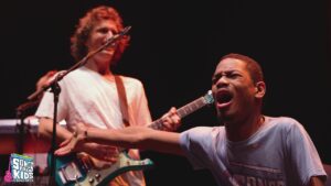 Watch King Gizzard & The Lizard Wizard perform ‘Flight b741!’ with kids band