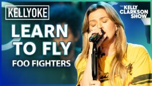 Kelly Clarkson Soars With ‘Learn to Fly’ Foo Fighters Cover on Kellyoke