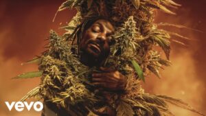 Snoop Dogg Drops ‘Last Dance With Mary Jane’ Video on 4/20