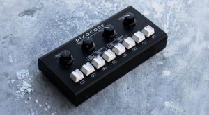 Erica Synths Pikocore XL DIY Kit, Sample Logic GrainScaper, Native Instruments, More: Synth Journal