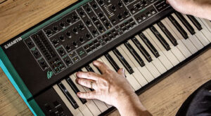 PWM Mantis V2 Update Adds Original OSCar Wavetables!